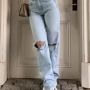 2024 women's new knee-piercing jeans women's loose comfortable casual all-match straight micro-elastic jeans
